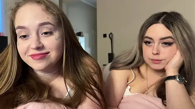 endlesssoffi online show from April 21, 7:32 pm