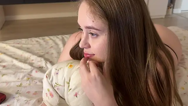 endlesssoffi online show from April 16, 8:08 pm