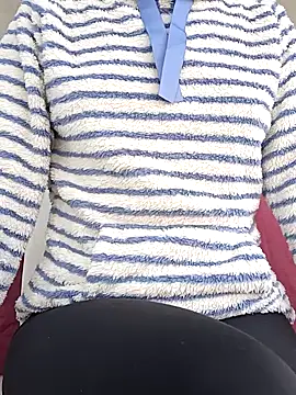 Snapshot of NEW_CRYSTAL chatting on September 17, 6:44 am NEW CRYSTAL online show from September 17, 6:44 am