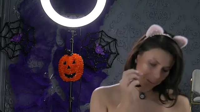 AnaisLeblanc online show from October 31, 5:42 am