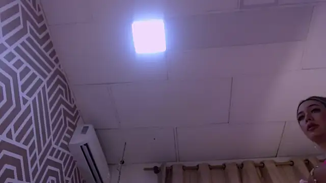 SashaDurante online show from April 6, 12:28 pm