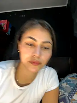 Snapshot of emilie_xx_ chatting on September 23, 8:40 pm emilie xx online show from September 23, 8:40 pm