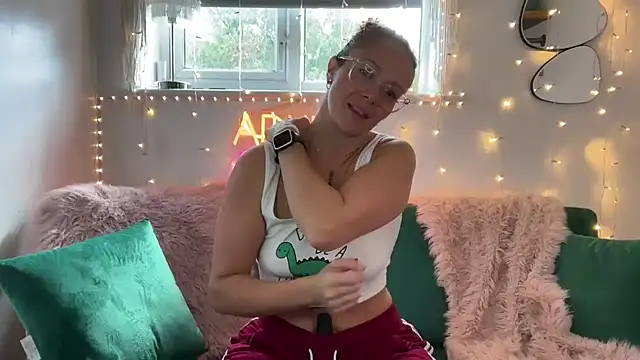 MelodyRoseUk online show from September 11, 10:59 am