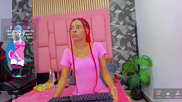 Brithanyslim online show from April 27, 7:22 pm