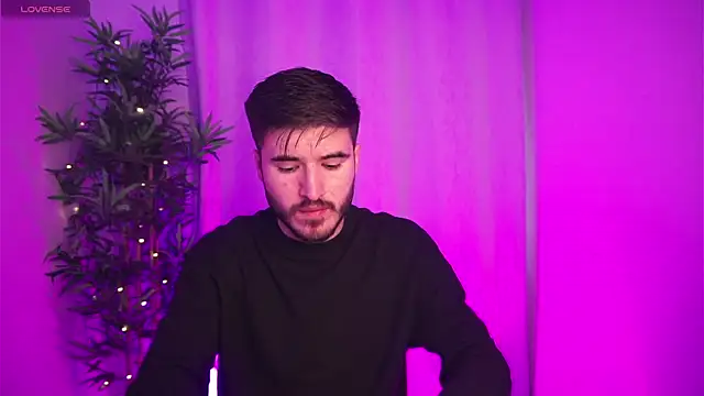 Tony Wylie online show from November 3, 11:03 am