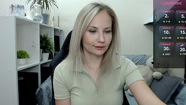 Sunny bunny6 online show from October 3, 5:56 am