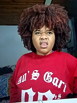 DANIELA MICHEL online show from December 17, 11:20 pm