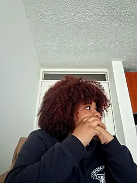 DANIELA MICHEL online show from November 18, 3:46 pm