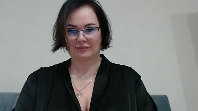 Snapshot of Nora_Star chatting on October 2, 6:57 pm Nora Star online show from October 2, 6:57 pm