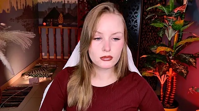 VivienLeeigh online show from February 10, 5:43 am