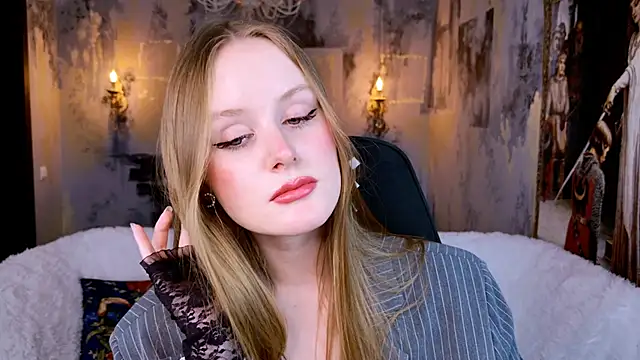 VivienLeeigh online show from November 23, 3:03 pm