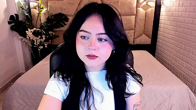 crimson tati  online show from June 24, 12:15 pm