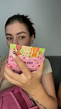 TipsteryRoyal online show from April 21, 2:04 am