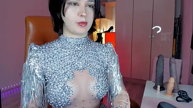 mollyposhh online show from June 11, 6:38 pm