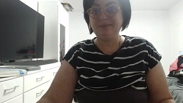 Amandamuller1982 online show from October 16, 11:29 pm