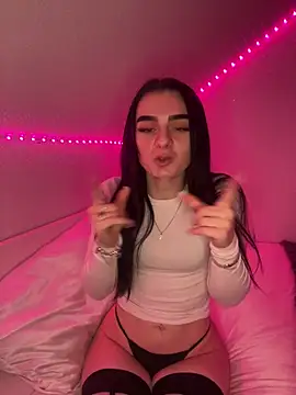 AdelinaAlia online show from December 4, 9:15 pm