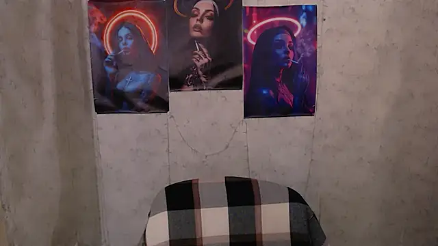 Snapshot of KarolinaRosse_ chatting on September 21, 6:45 am KarolinaRosse online show from September 21, 6:45 am