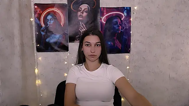 Snapshot of KarolinaRosse_ chatting on September 22, 6:56 am KarolinaRosse online show from September 22, 6:56 am