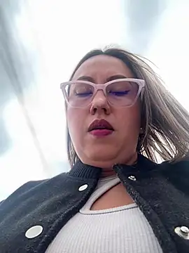 VIOLETA-25  online show from June 4, 3:38 pm