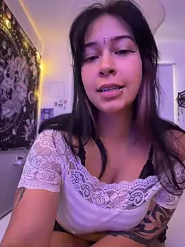 lilithmoon01 online show from August 8, 4:15 pm