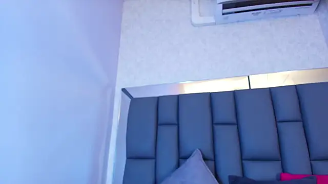 Amy wats0n online show from April 23, 7:05 pm