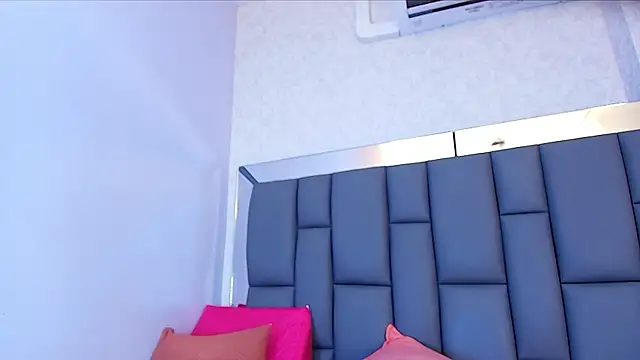 Amy wats0n online show from April 20, 7:17 pm