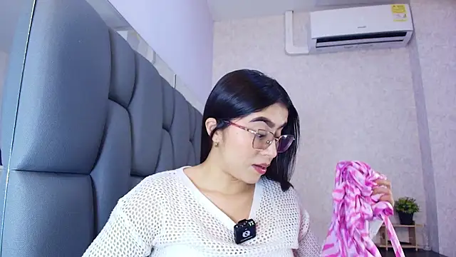 Amy wats0n online show from March 24, 7:08 pm