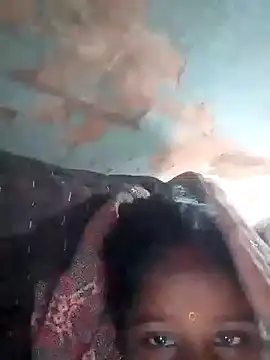 riya houswife online show from November 12, 11:08 am