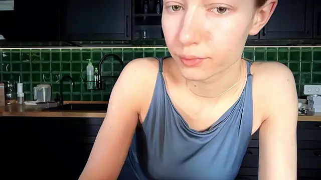 solar bella online show from March 12, 3:53 am