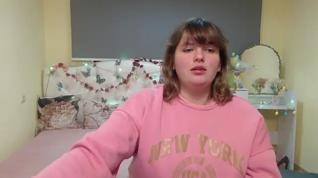 StaceyLex online show from April 13, 5:42 am