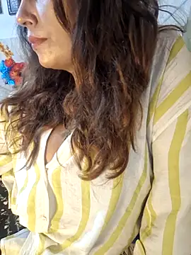 pareeti online show from April 24, 6:22 pm