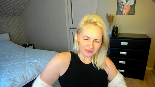 Alicee Gracee online show from November 27, 10:18 am