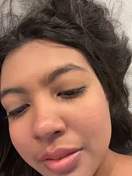 nicole fisherr online show from April 23, 7:16 am