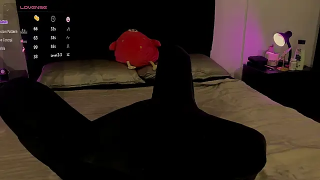 whitesemma online show from April 30, 2:17 am