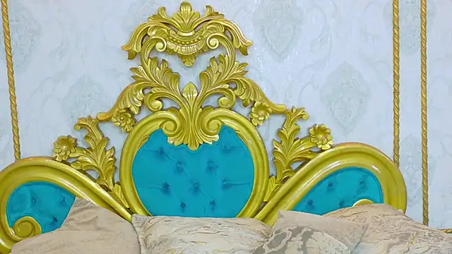 LucyLeah online show from April 22, 12:46 pm