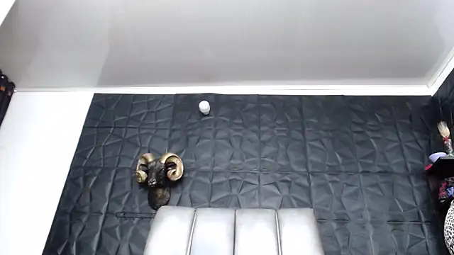 Hanna Fox 69 online show from June 22, 5:59 am