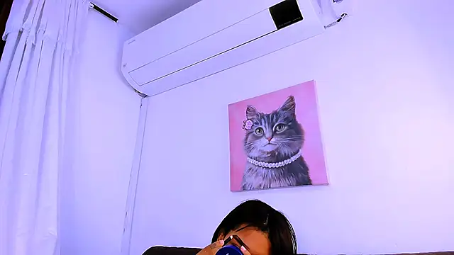 Snapshot of Fernanda_brown18 chatting on September 29, 8:03 pm Fernanda brown18 online show from September 29, 8:03 pm