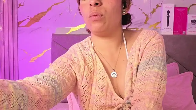 Merida Blossom  online show from April 18, 7:58 pm