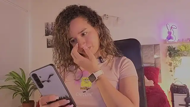 emilyrouxe online show from June 10, 2:49 pm