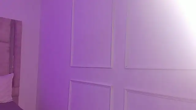 EmmaBecket2 online show from November 20, 4:02 am