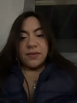 Iam  Cristal online show from April 21, 1:42 am