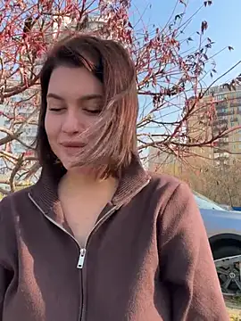 KikiWatson online show from November 8, 7:24 am