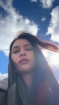 KikiWatson online show from April 27, 7:16 am