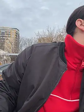 KikiWatson online show from December 1, 9:57 am