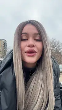 KikiWatson online show from February 26, 7:51 am