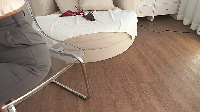 Peopleneedlove144 online show from April 21, 2:13 pm