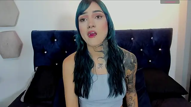 yulianademond66 online show from July 21, 8:20 pm