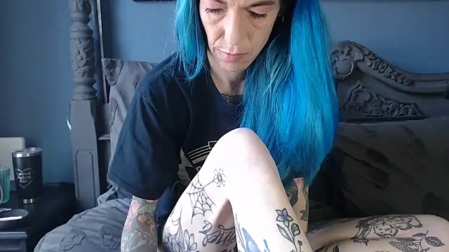 Snapshot of RavenryderUK chatting on September 22, 9:52 am RavenryderUK online show from September 22, 9:52 am