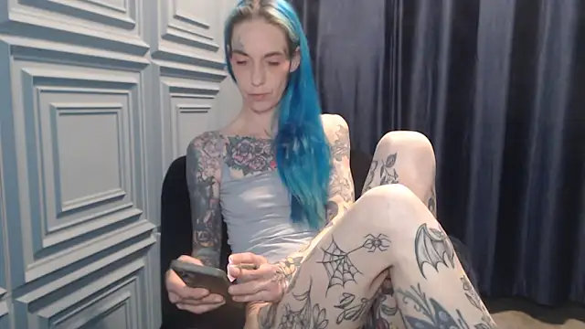 RavenryderUK online show from April 19, 8:44 pm