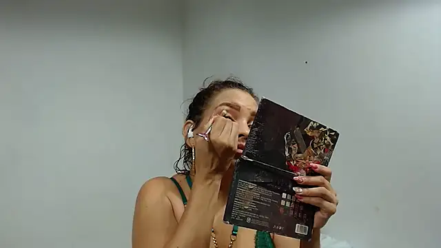 Agatha browser online show from March 18, 12:21 pm